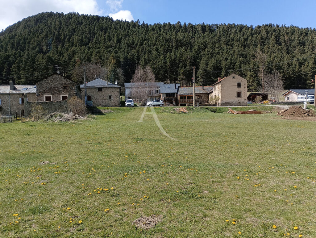 Terrain à FONTRABIOUSE 110000.00€ Terrain à FONTRABIOUSE 110000.00€
